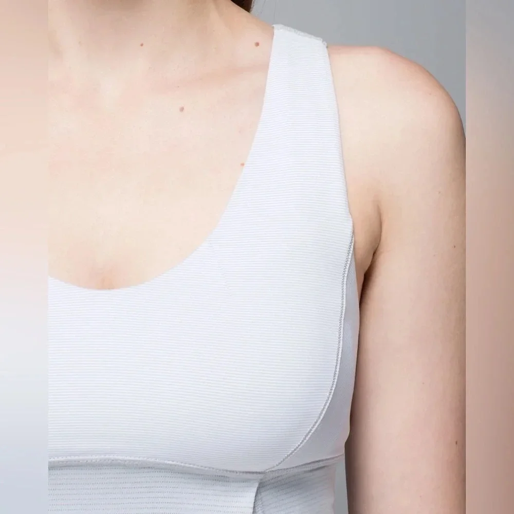 Lululemon Run: Ta Ta Topper White Gray Stripe Size 8 Yoga Active‎ Workout Top